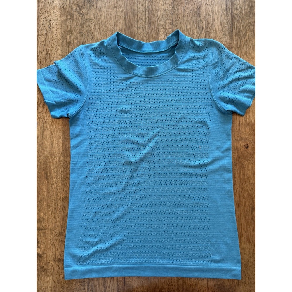 Lululemon Breeze By Short Sleeve Squad Shirt Teal Blue Mesh Open Vent Size 4
